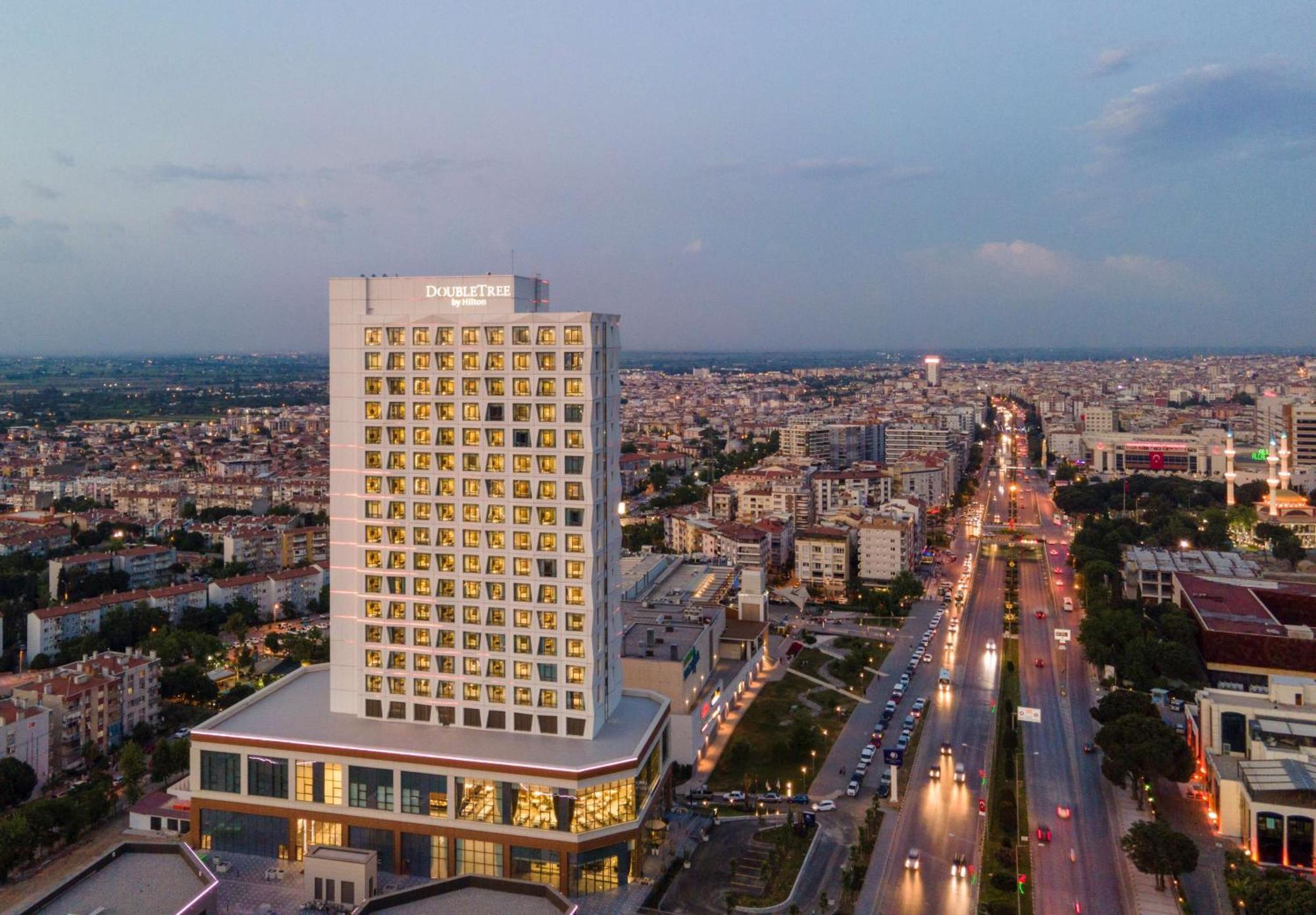 Doubletree By Hilton Manisa Hotel ภายนอก รูปภาพ