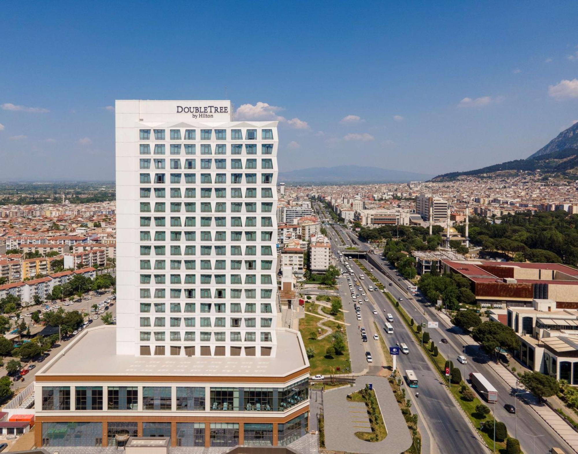 Doubletree By Hilton Manisa Hotel ภายนอก รูปภาพ